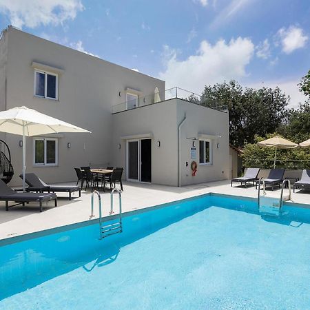 Villa Filia In Prines Bagian luar foto
